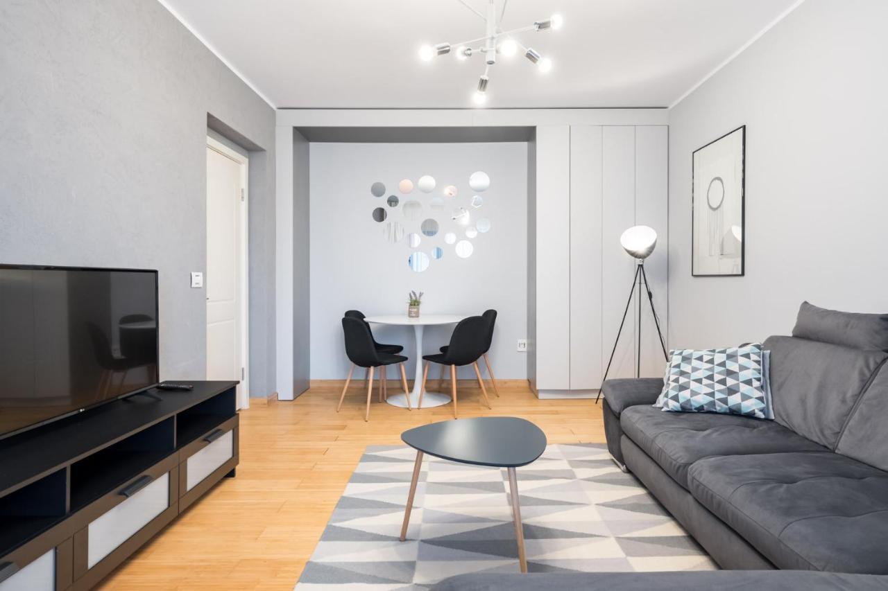 Happy Bubble I Timpuri Noi 1Br Apt 4 Ppl Бухарест Екстер'єр фото